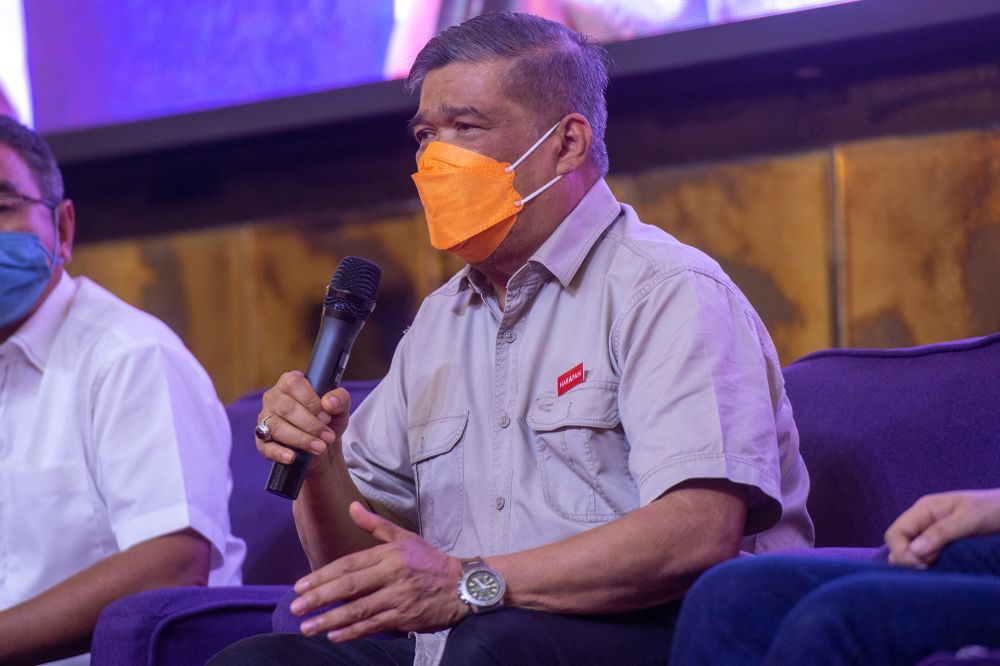 Amanah president Mohamad Sabu speaks during a Pakatan Harapan press conference in Melaka November 20, 2021.u00e2u20acu2022 Picture by Shafwan Zaidon