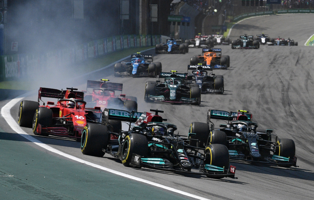 Mercedes driver Lewis Hamilton powers his car during Brazilu00e2u20acu2122s Formula One Sao Paulo Grand Prix at the Autodromo Jose Carlos Pace, or Interlagos racetrack, in Sao Paulo, November 14, 2021. u00e2u20acu201d AFP pic 