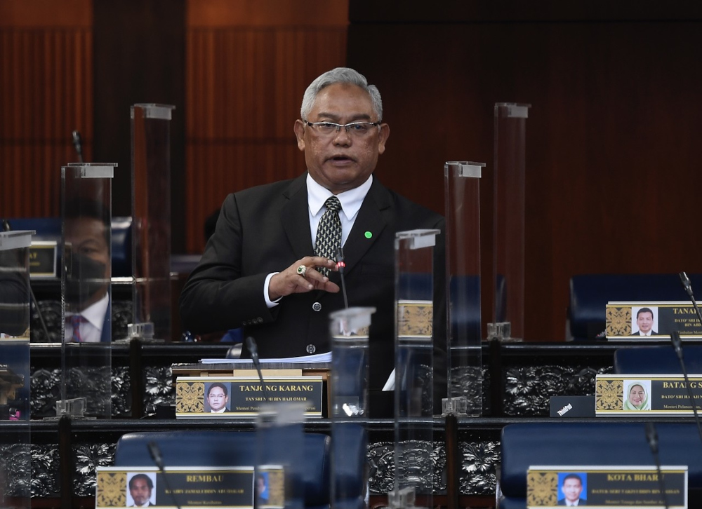 Entrepreneur and Cooperative Development Minister Tan Sri Noh Omar in the Dewan Rakyat, November 30, 2021. u00e2u20acu201d Bernama pic 