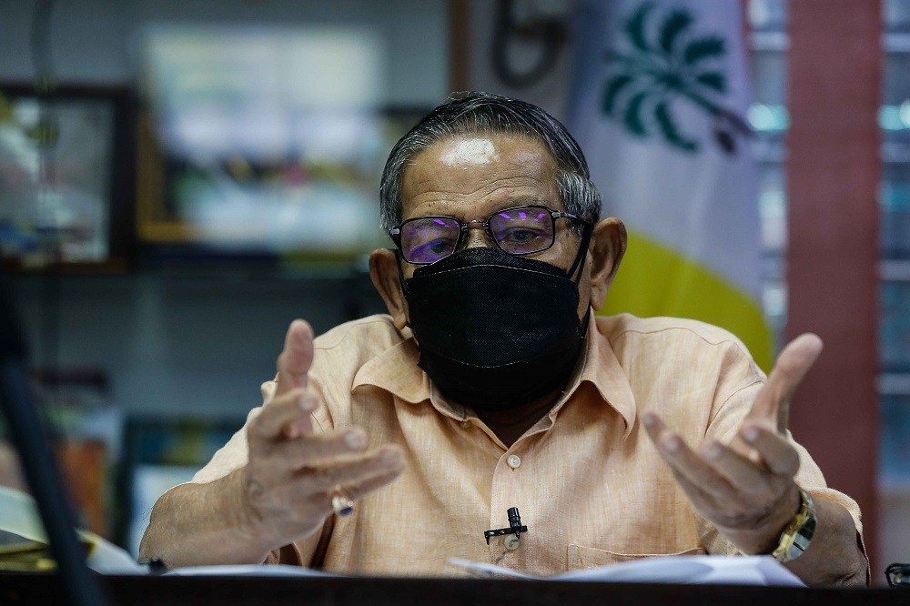 Penang Malay Association (Pemenang) president Tan Sri Yussof Latiff speaks to during a press conference in George Town November 23, 2021. u00e2u20acu2022 Picture by Sayuti Zainudin