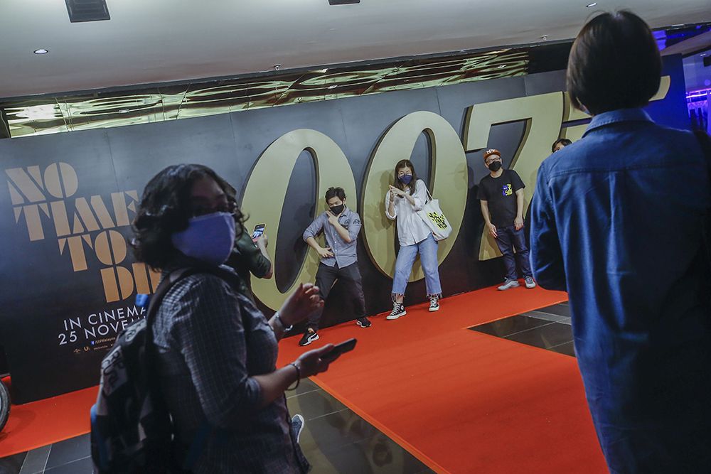 Guests attending the Redberry Ambient client appreciation night. — Picture by Hari Anggara  