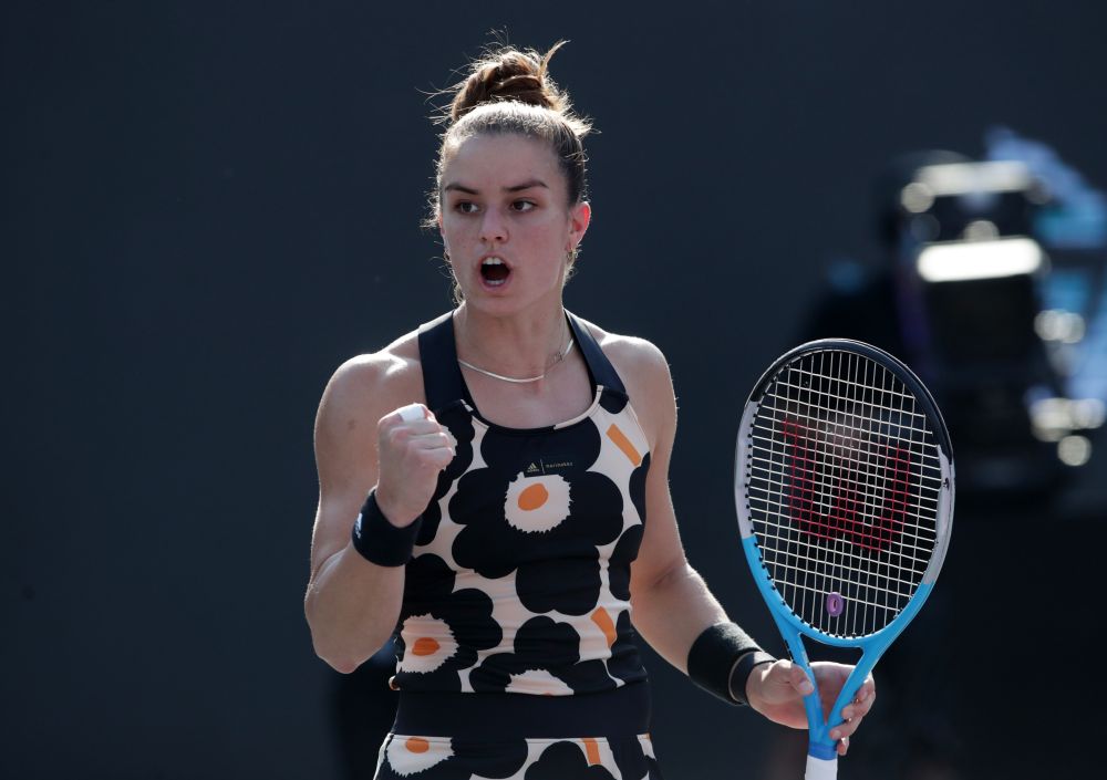 Greece's Maria Sakkari reacts during her group stage match against Poland's Iga Swiatek at the Centro Panamericano de Tenis, Guadalajara November 11, 2021. u00e2u20acu201d Reuters picnn