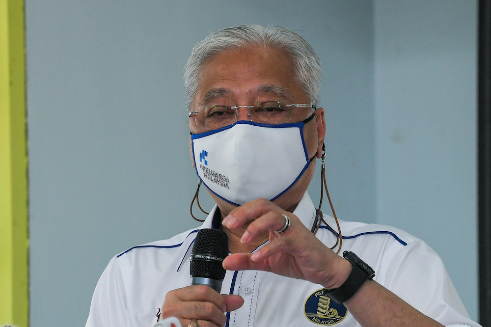Prime Minister Datuk Seri Isamil Sabri Yaakob speaks at the launch of the Bera District Smallholders Cooperative in Kampung Batu Papan December 12, 2021. u00e2u20acu201d Bernama pic