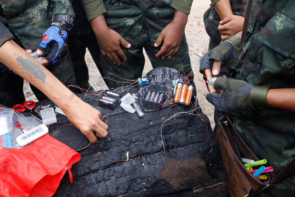Members of the People's Defence Force (PDF) are shown how to build military tools at a training camp in an area controlled by ethnic Karen rebels, Karen State, Myanmar September 12, 2021. u00e2u20acu201d Reuters pic