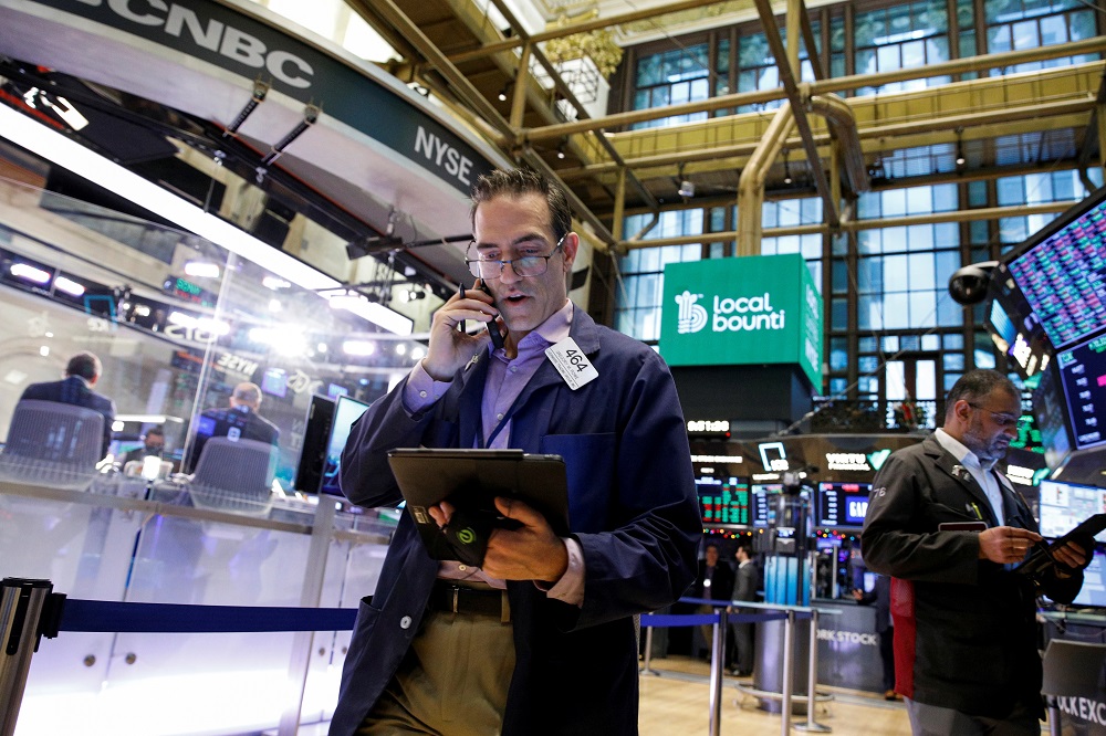 Traders work on the floor of the New York Stock Exchange in New York December 3, 2021. u00e2u20acu201d Reuters pic