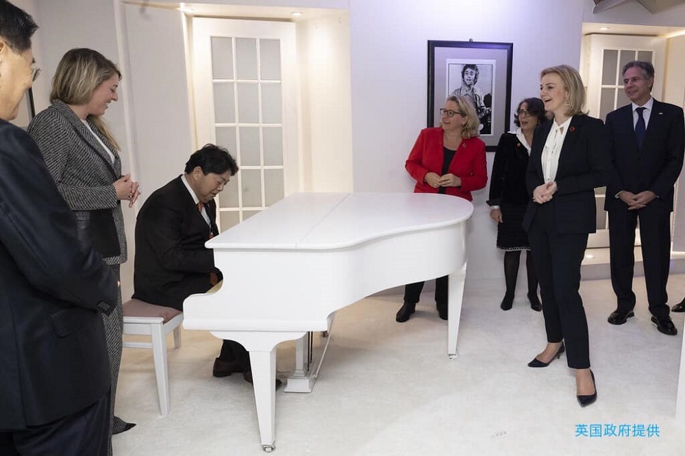 Japanu00e2u20acu2122s Foreign Minister Yoshimasa Hayashi plays u00e2u20acu02dcImagineu00e2u20acu2122 at the Beatles museum u00e2u20acu201d Picture via Facebook/Yoshimasa Hayashi