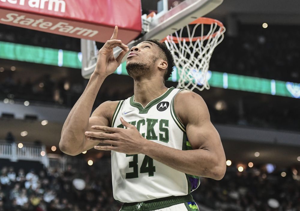 Milwaukee Bucks forward Giannis Antetokounmpo (34) gets ready before the game against the Charlotte Hornets at Fiserv Forum, Milwaukee December 1, 2021. u00e2u20acu201d Reuters pic