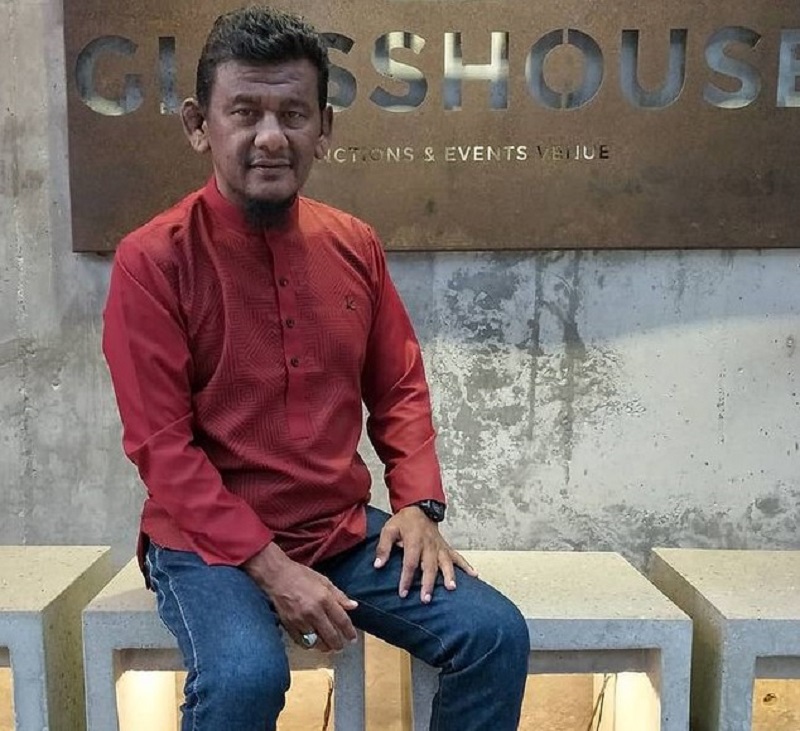 Ebby's personal assistant Khairul said that the comedian is recuperating and might be discharged soon. u00e2u20acu2022 Picture via instagram/ebbyyusoriginal