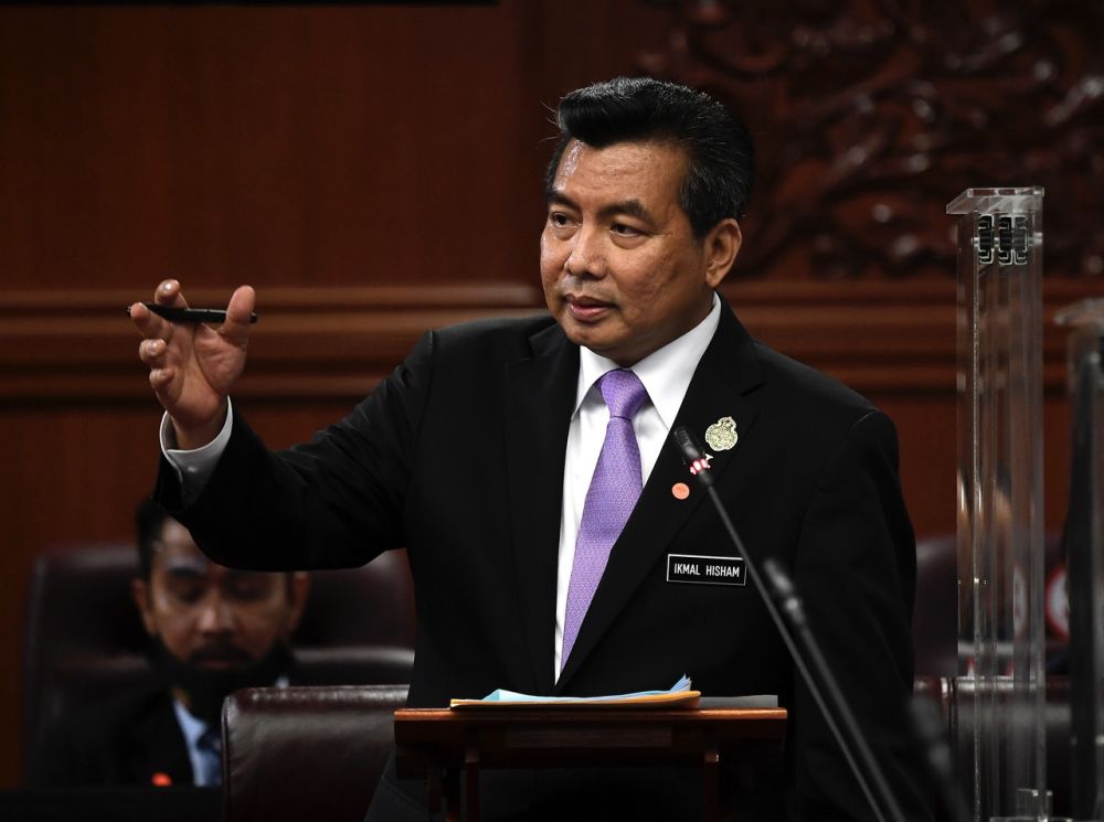 Deputy Defence Minister Datuk Seri Ikmal Hisham Abdul Aziz addresses members of the Senate in Dewan Negara, Kuala Lumpur December 22, 2021. u00e2u20acu201d Bernama picnn