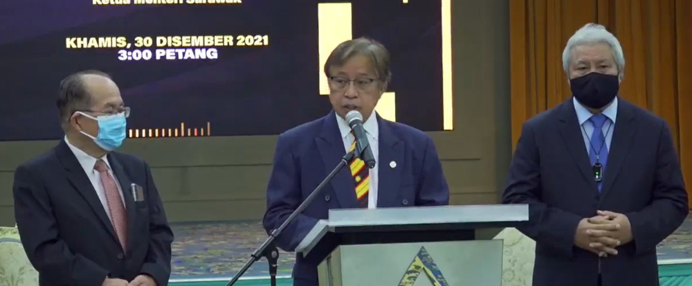 Tan Sri Abang Johari Openg is seen at the press conference flanked by Datuk Amar Douglas Uggah Embas (left) and Datuk Awang Tengah Ali Hasan. u00e2u20acu201d Bornoe Post Online picn