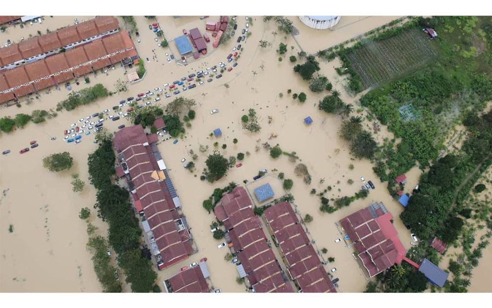 Several areas in the Kuala Langat district are flooded since last Friday following continuous rain December 19, 2021. u00e2u20acu201d Picture via Twitter/Bernama
