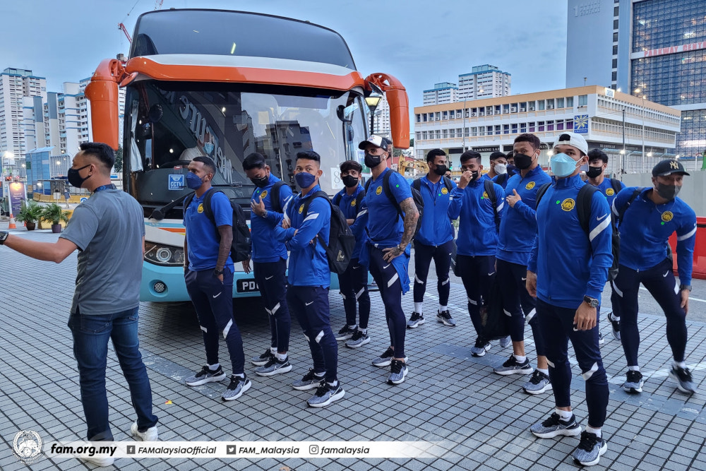 The Harimau Malaya squad get ready to leave for Kuala Lumpur International Airport and onwards to Singapore for the AFF Cup, December 3, 2021. u00e2u20acu201d Picture from Facebook/Football Association of Malaysia 