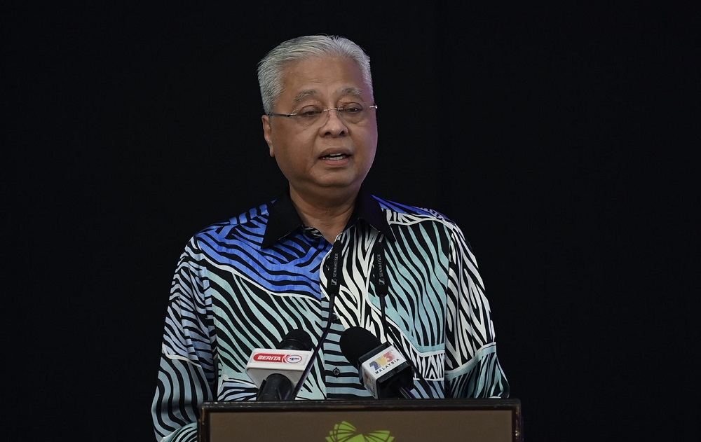 Prime Minister Datuk Seri Ismail Sabri Yaakob said politics should be a platform of unification, but due to political differences, it can also be a cause of separation. u00e2u20acu2022 Bernama pic