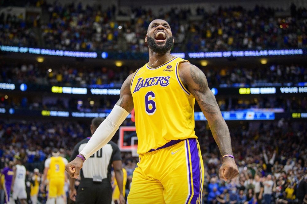nLos Angeles Lakers forward LeBron James (6) celebrates the win over the Dallas Mavericks during overtime at the American Airlines Centre in Dallas December 15, 2021. u00e2u20acu201d Reuters picn
