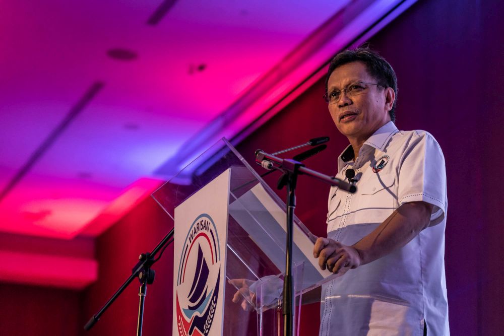 Parti Warisan Sabah president Datuk Seri Mohd Shafie Apdal delivers a speech during the launch of the partyu00e2u20acu2122s national chapter at the Sime Darby Convention Centre in Kuala Lumpur December 17, 2021. u00e2u20acu201d Picture by Firdaus Latif