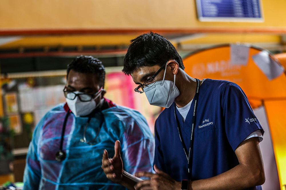 Dr M Thangaraj speaks to Malay Mail in Taman Sri Muda in Shah Alam, Selangor December 21, 2021.