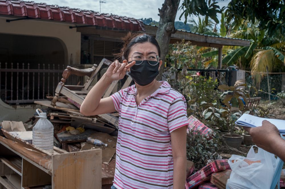 Citrine Wong speaks during an interview with Malay Mail at Taman Sri Nanding, Hulu Langat December 21, 2021. — Picture by Shafwan Zaidon