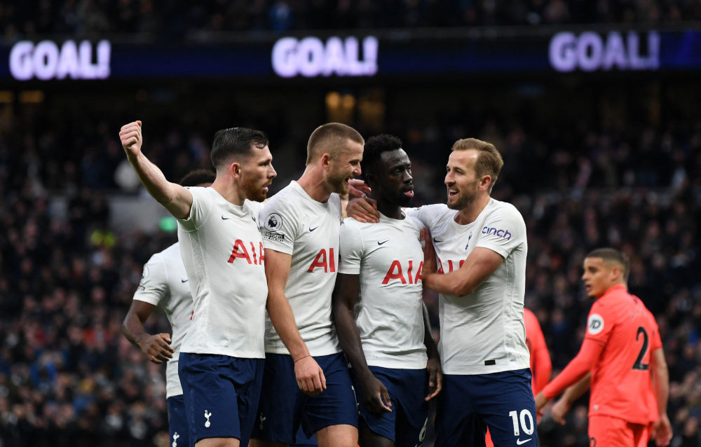 Tottenham Hotspur defender Davinson Sanchez celebrates with teammates after scoring their second goal against Norwich City at Tottenham Hotspur Stadium in London, December 5, 2021. u00e2u20acu201d AFP pic 