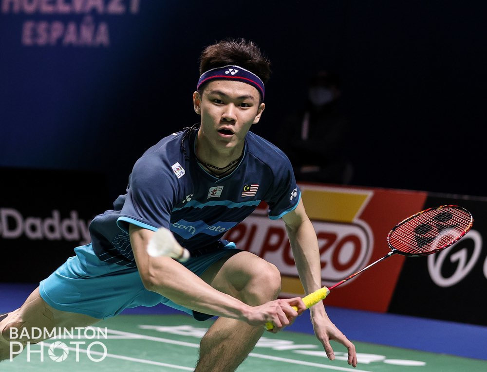 Despite having the urge to fight, world number seven Lee Zii Jia could not hold on to the pain as he retired from the match in the interval of the third set which saw Anders enjoying a comfortable 11-1 lead. u00e2u20acu201d Picture from Twitter/BAM