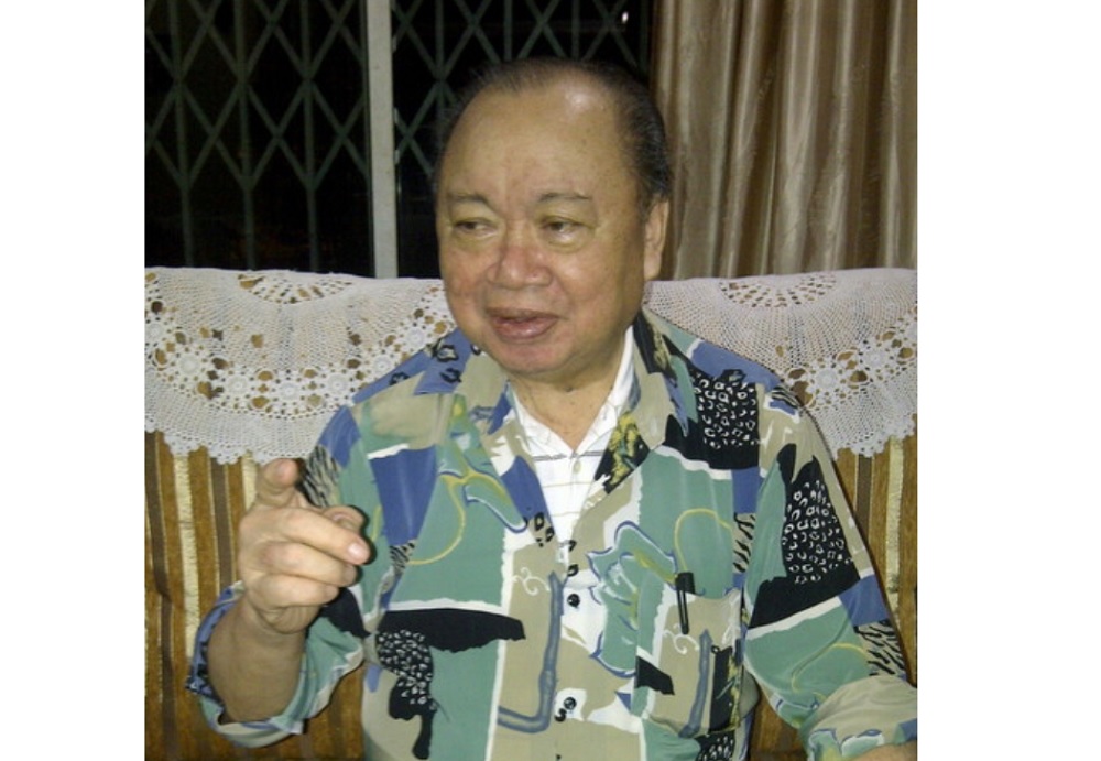 File picture showing Tan Sri Abdul Ghani Gilong during an interview at his residence in Bukit Bendera April 19, 2012. u00e2u20acu201d Bernama pic