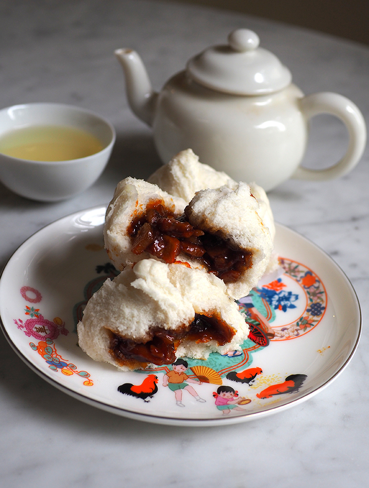 Relish these fluffy steamed buns with BBQ pork cut into chunks and coated in a balanced sauce with sweet and savoury notes.