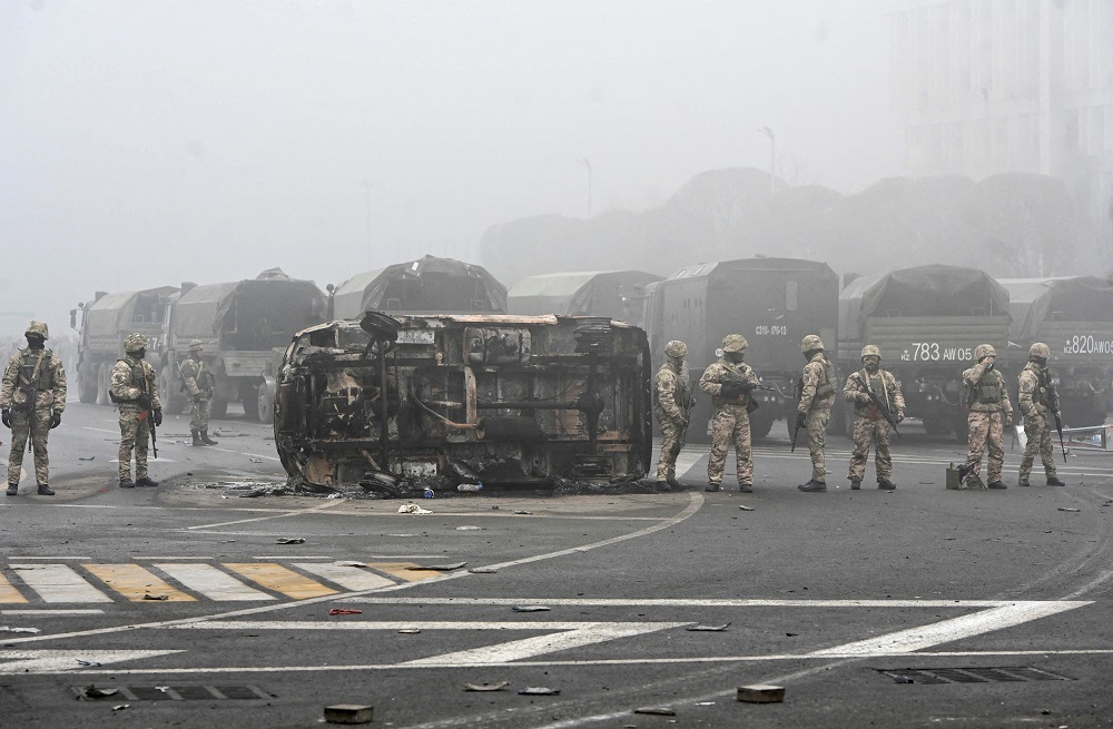 Troops are seen at the main square where hundreds of people were protesting against the government, after authoritiesu00e2u20acu2122 decision to lift price caps on liquefied petroleum gas, in Almaty, Kazakhstan January 6, 2022. u00e2u20acu201d Reuters pic