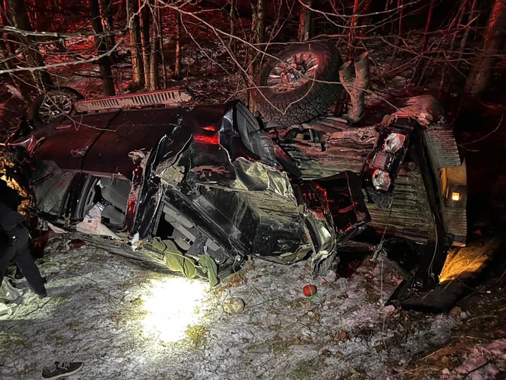 The wreckage that officers were able to locate on January 3, 2022, thanks to the dog Tinsley who led them there after the accident. u00e2u20acu201d Picture via Facebook/New Hampshire State Police via AFP