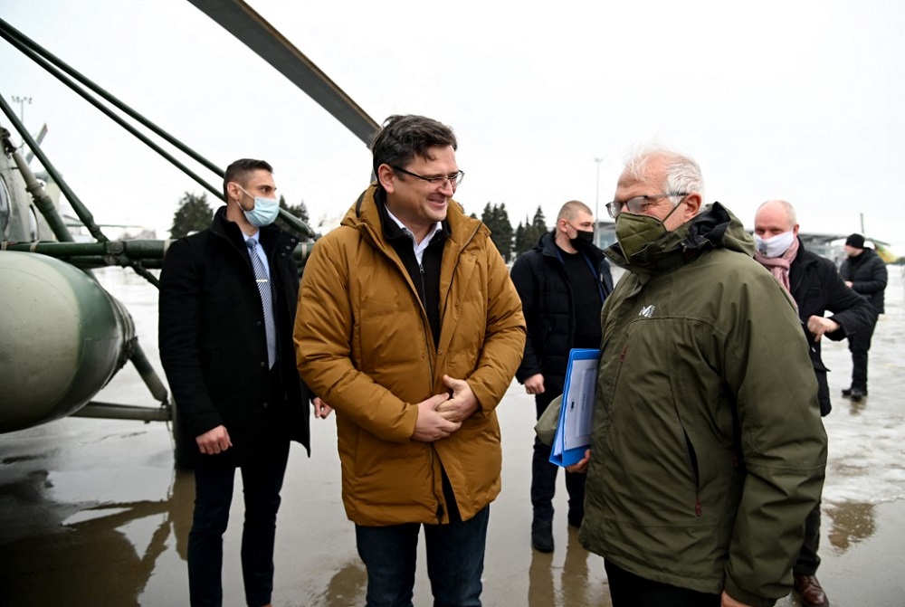 Ukrainian Foreign Affairs Minister Dmytro Kuleba (left) and High Representative of the European Union for Foreign Affairs and Security Policy Josep Borrell (right) speaking prior to boarding a helicopter at Kharkiv International Airport in Kharkiv January
