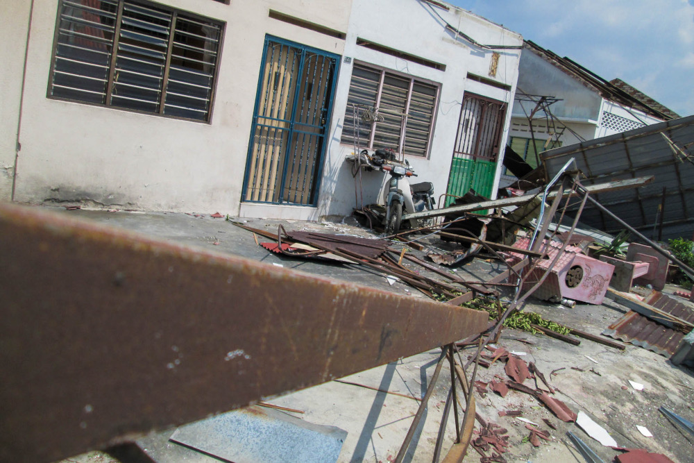 Several houses were damaged due to strong winds and storms in several areas including around Kampung Tawas, Taman Tasek Damai and Kelebang Selatan January 31, 2022. — Picture by Hari Anggara