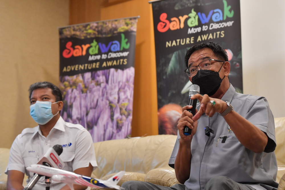 Minister of Tourism, Creative Industry and Performing Arts of Sarawak Datuk Seri Abdul Karim Rahman Hamzah said such an office was already operational in Singapore. u00e2u20acu201d Bernama pic 