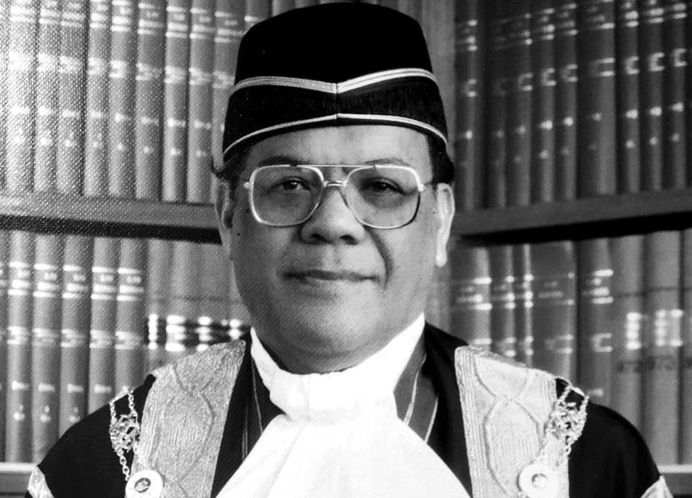 The late Mohamad Jemuri will be laid to rest at a Muslim cemetery in Gita, this afternoon. u00e2u20acu201d Borneo Post  picn