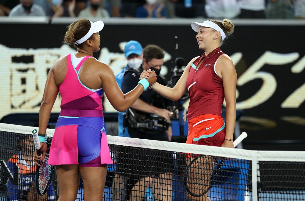 Amanda Anisimova of the US shakes hands with Japan's Naomi Osaka after winning the third round match in Melbourne January 21, 2022. u00e2u20acu2022 Reuters pic