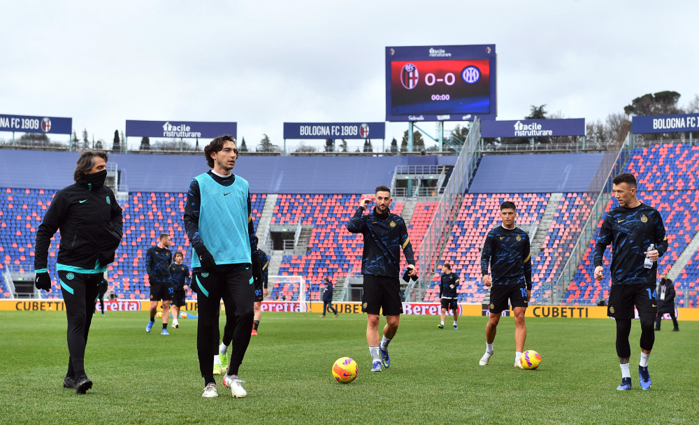 Inter Milanu00e2u20acu2122s Matteo Darmian walks off the pitch with teammates after Bologna declared that they would not play the match because players and staff tested positive for Covid-19, at Stadio Renato Dallu00e2u20acu2122Ara, Bologna, January 6, 2022. u00e2u20acu201d Reuters pic 