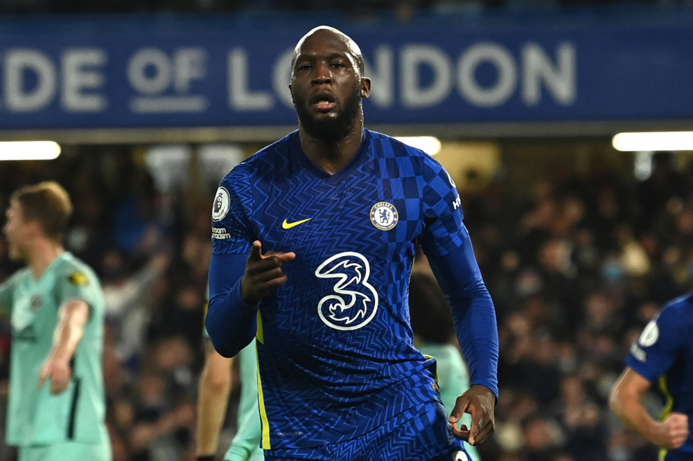 Chelsea striker Romelu Lukaku celebrates scoring his teamu00e2u20acu2122s first goal during the English Premier League match between Chelsea and Brighton and Hove Albion at Stamford Bridge in London, December 29, 2021. u00e2u20acu201d AFP pic