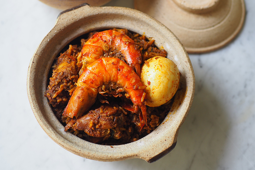 If you have a claypot, you can create the same dining experience at home.