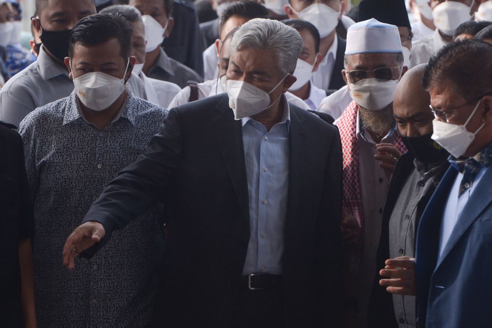 Datuk Seri Ahmad Zahid Hamidi arrives at the Kuala Lumpur High Court January 24, 2022. u00e2u20acu201d Picture by Miera Zulyana