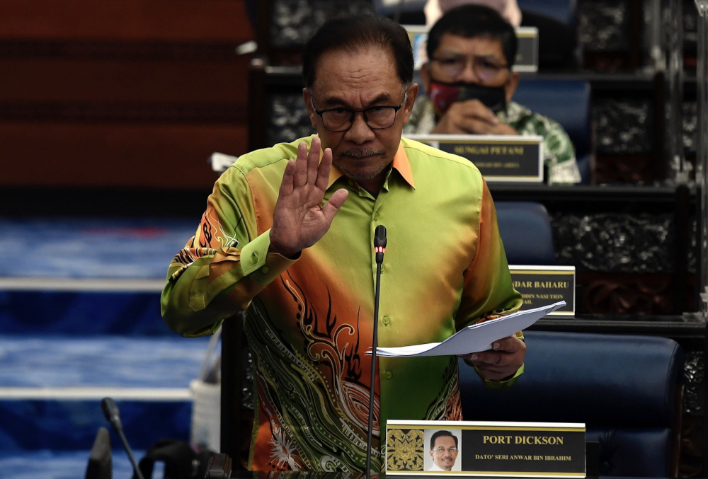 Opposition Leader Datuk Seri Anwar Ibrahim debating on the flood disaster at the Special Meeting of Dewan Rakyat, January 20, 2022. u00e2u20acu201d Bernama pic 