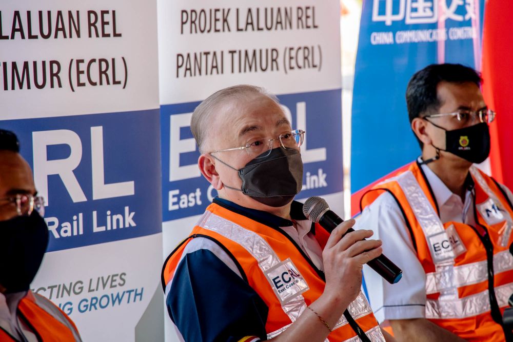 Transport Minister Datuk Seri Wee Ka Siong speaks during a press conference in Bentong, Pahang January 13, 2022. u00e2u20acu201d Picture by Firdaus Latif