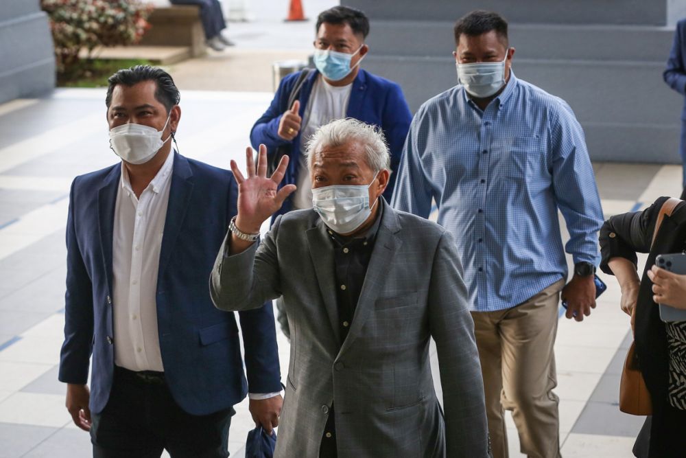 Datuk Seri Bung Moktar Radin arrives at the Kuala Lumpur High Court January 26, 2022. u00e2u20acu201d Picture by Yusof Mat Isa