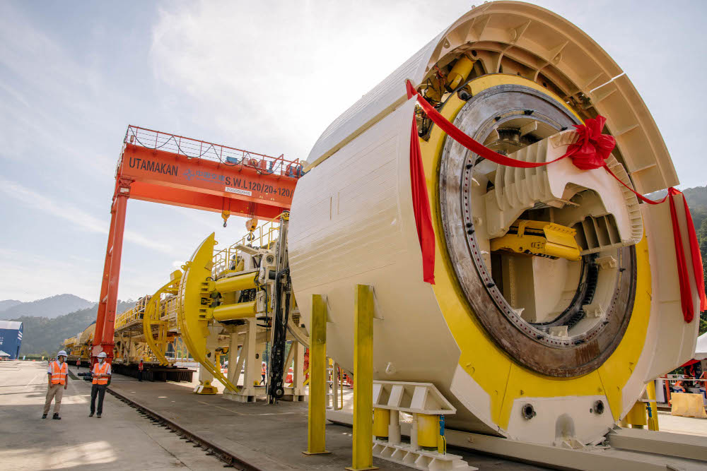 Wee said the China-made tunnel excavators were specially designed and had undergone comprehensive factory testing being brought to Malaysia. — Picture by Firdaus Latif