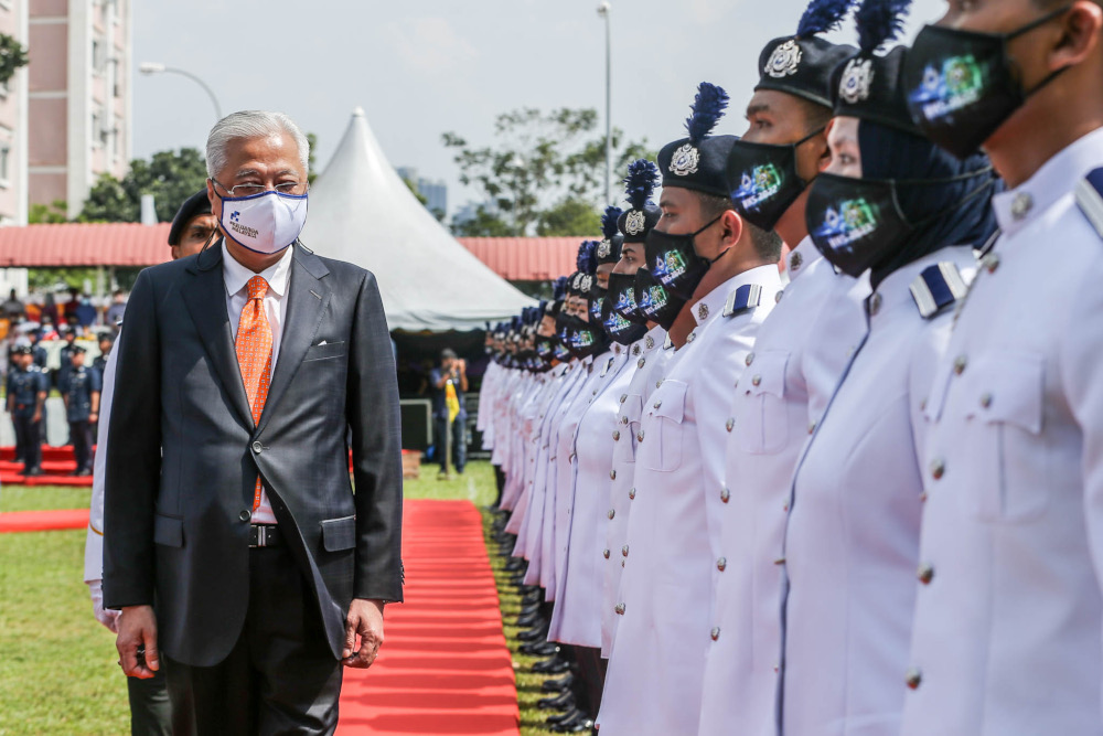 Prime Minister Datuk Seri Ismail Sabri Yaakob arrives for the 40th World Customs Day Celebration at the Kelana Jaya Customs Complex, January 26, 2022. u00e2u20acu201d Picture by Hari Anggara