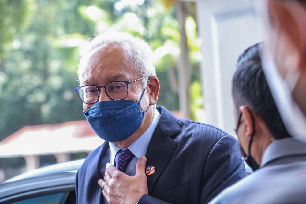 Datuk Seri Najib Razak is pictured at the Kuala Lumpur High Court January 27, 2022. u00e2u20acu2022 Picture by Hari Anggara 