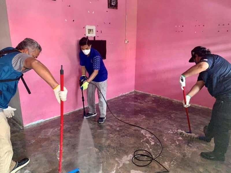 Picture from Twitter/Azmin Ali