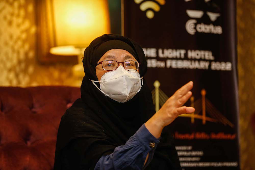 Penang State Exco Dr Norlela Ariffin speaks to the press after the launching of the 2nd Northern Region Ultrasound Handheld Course at The Light Hotel in Seberang Jaya February 14, 2022. u00e2u20acu201d Picture by Sayuti Zainudin