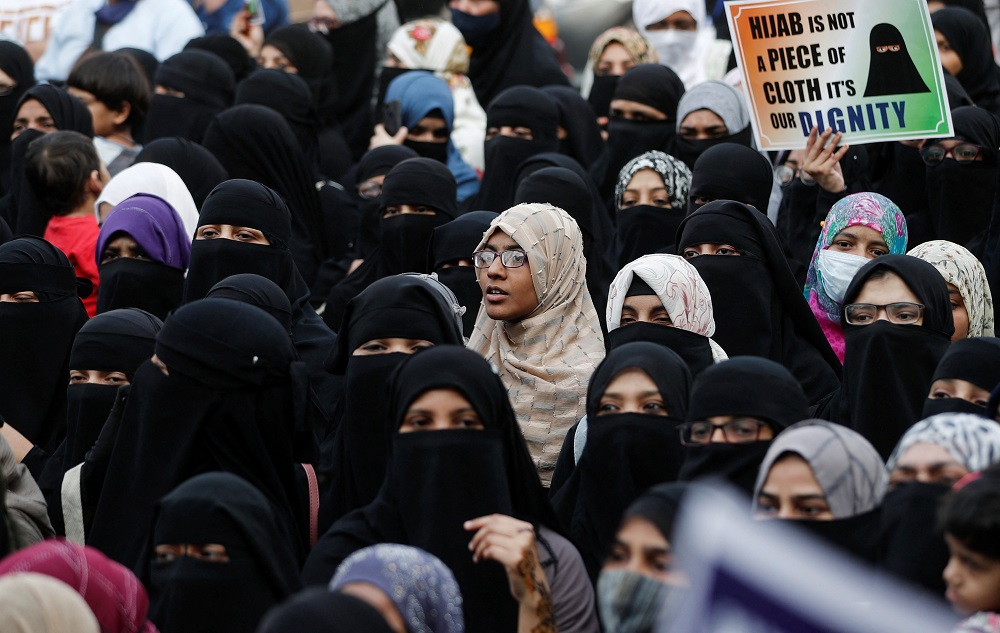 Women wearing hijabs attend a protest against the recent hijab ban in few colleges of Karnataka state, on the outskirts of Mumbai, India February 13, 2022. u00e2u20acu201d Reuters pic