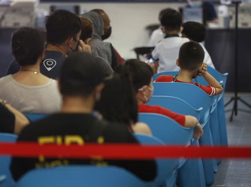 Children aged five to 11 at a vaccination centre in Our Tampines Hub in January 2022. u00e2u20acu201d TODAY pic