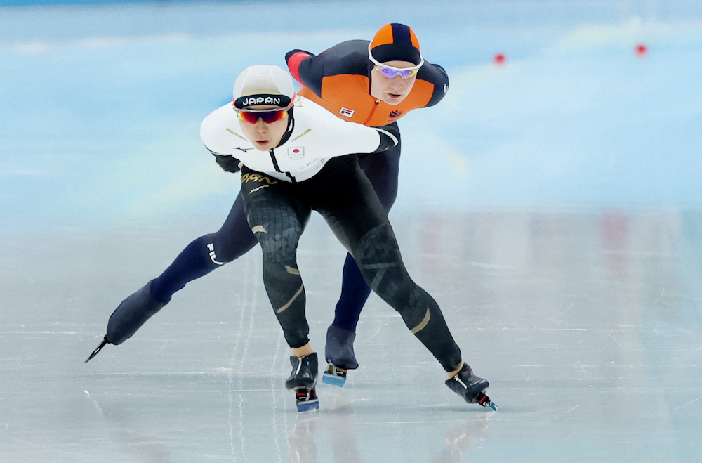 Carlijn Achtereekte of the Netherlands and Takagi Miho of Japan in action during the Women's 3000m speed skating event at the National Speed Skating Oval, Beijing, China February 5, 2022. u00e2u20acu201d Reuters pic