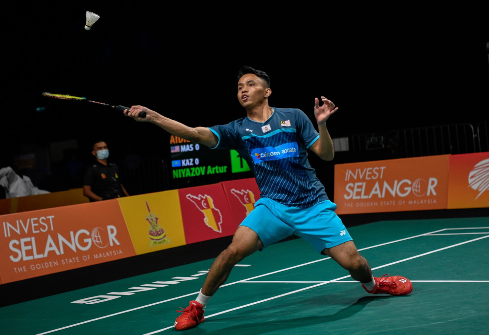 Aidil Sholeh Ali Sadikin in action against Kazakhstanu00e2u20acu2122s Niyazov Artur at the Setia City Convention Centre in Shah Alam, February 17, 2022. u00e2u20acu201d Bernama pic 