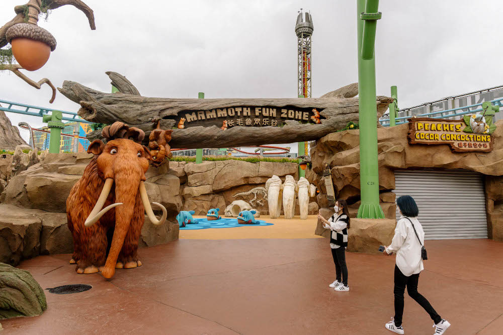 During the soft opening period, there will be complimentary VQ and Photo+ access available where guests can download and share unlimited digital photo contents. ― Picture by Firdaus Latif