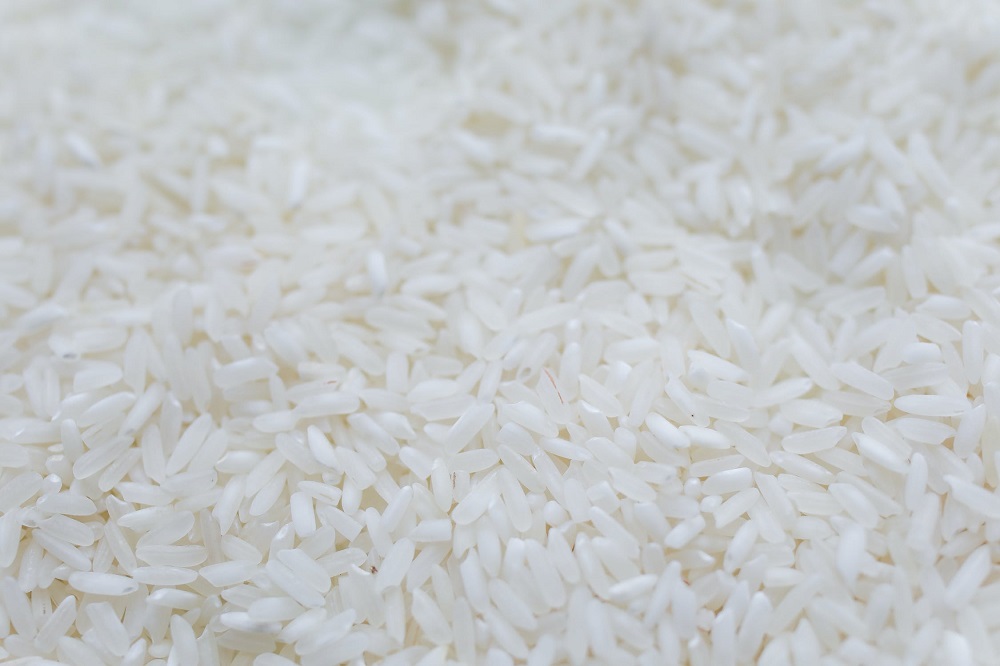 In conjunction with Giant's Harga Lagi Rendah Lagi Lama (HLRLL) campaign, Giant is offering special prices on malts, juices and rice. u00e2u20acu2022 Pexels.com pic